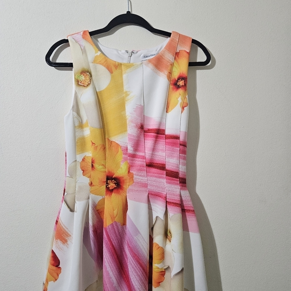 Calvin Klein Floral Scuba Dress - Picture 5 of 6
